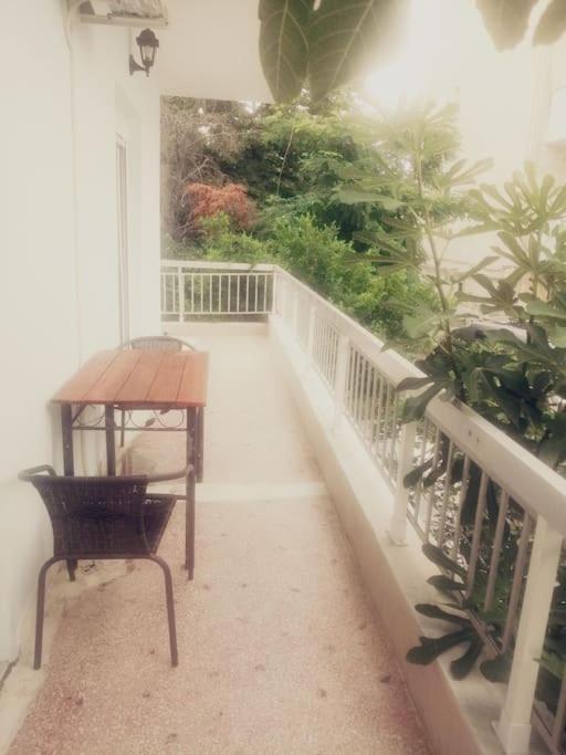 3 Room Apartment By The Beach - Free Parking Peraia  Exterior photo